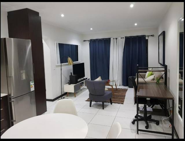 3 BEDROOM APARTMENT FOR SALE IN LONEHILL